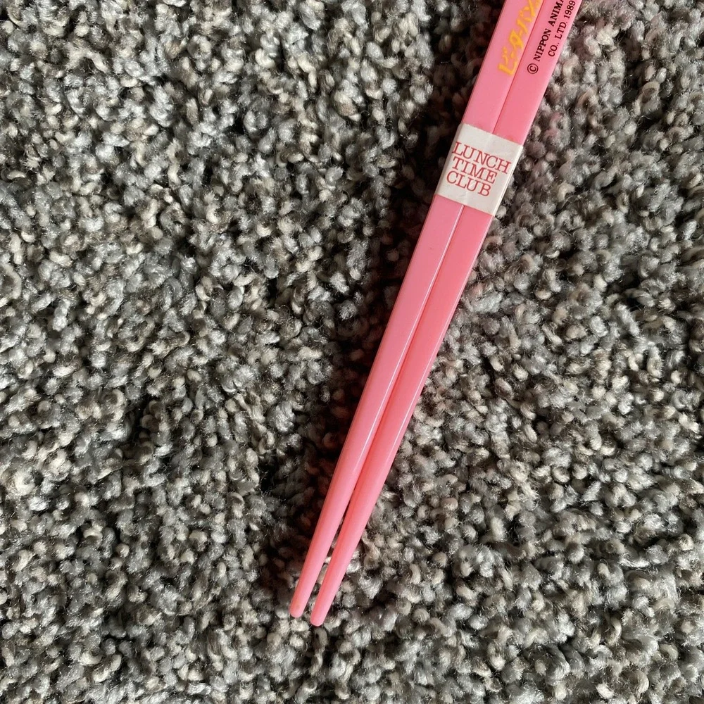 Vintage Kids Pink Chopsticks NIPPON ANIMATION Co Ltd 1989 Boy & Girl Painted‎ On